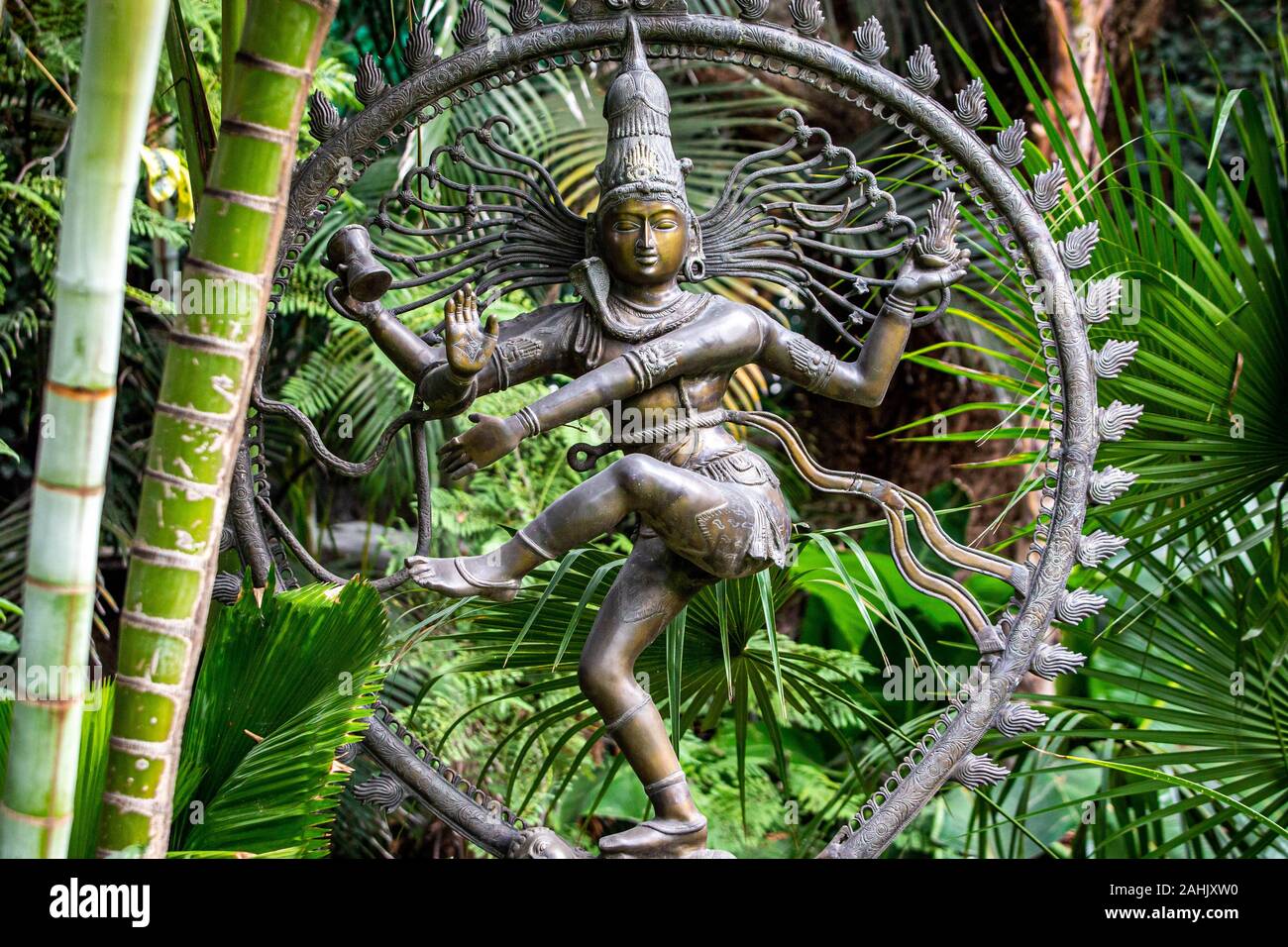 Metal statue if hindu goddess kali in the garden outdoor Stock Photo - Alamy