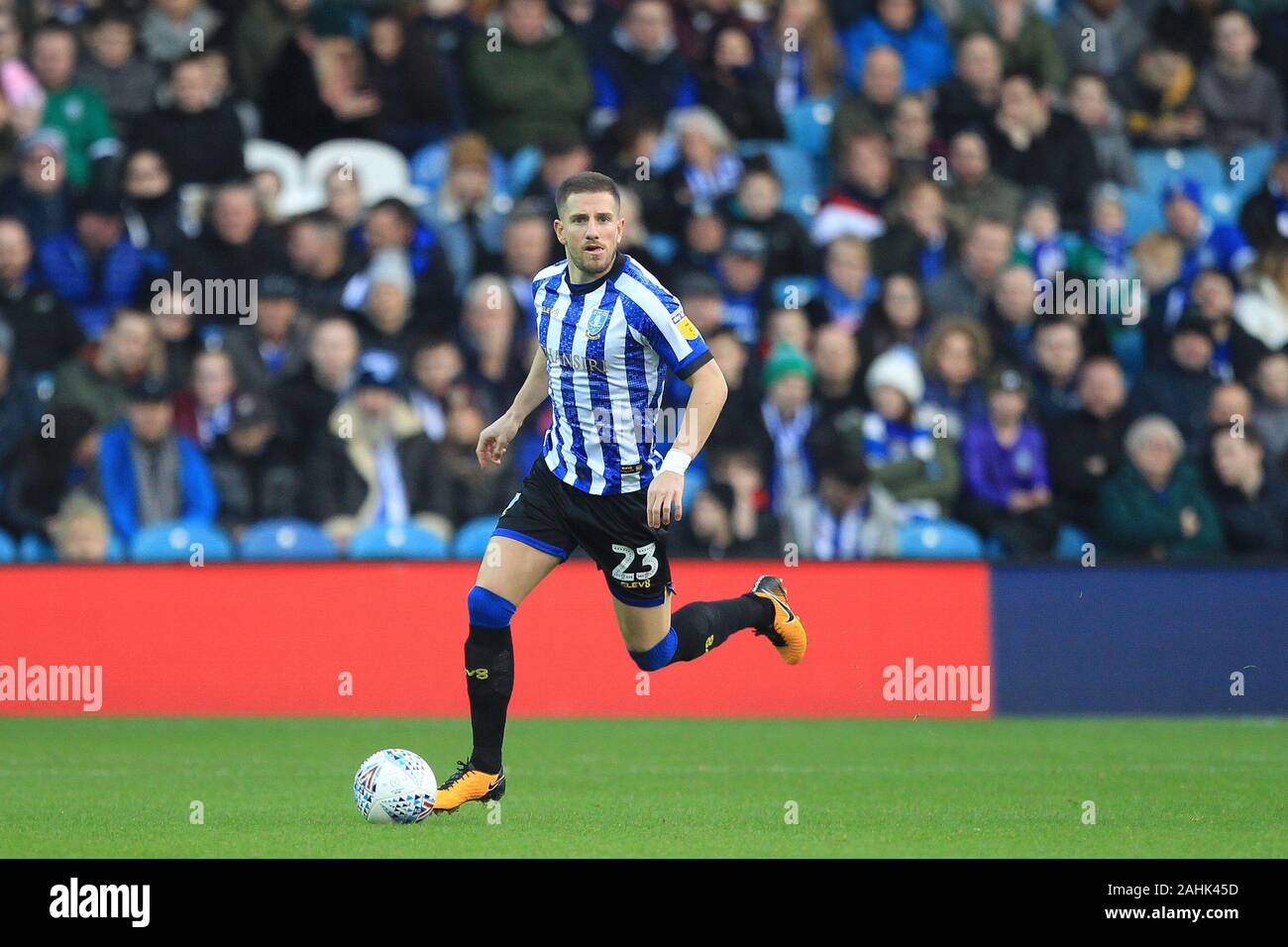 SHEFFIELD, ENGLAND - DECEMBER 29TH Sam Hutchinson of Sheffield Wednesday   during the Sky Bet Championship match between Sheffield Wednesday and Cardiff City at Hillsborough, Sheffield on Sunday 29th December 2019. (Credit: Mark Fletcher | MI News( Photograph may only be used for newspaper and/or magazine editorial purposes, license required for commercial use Stock Photo