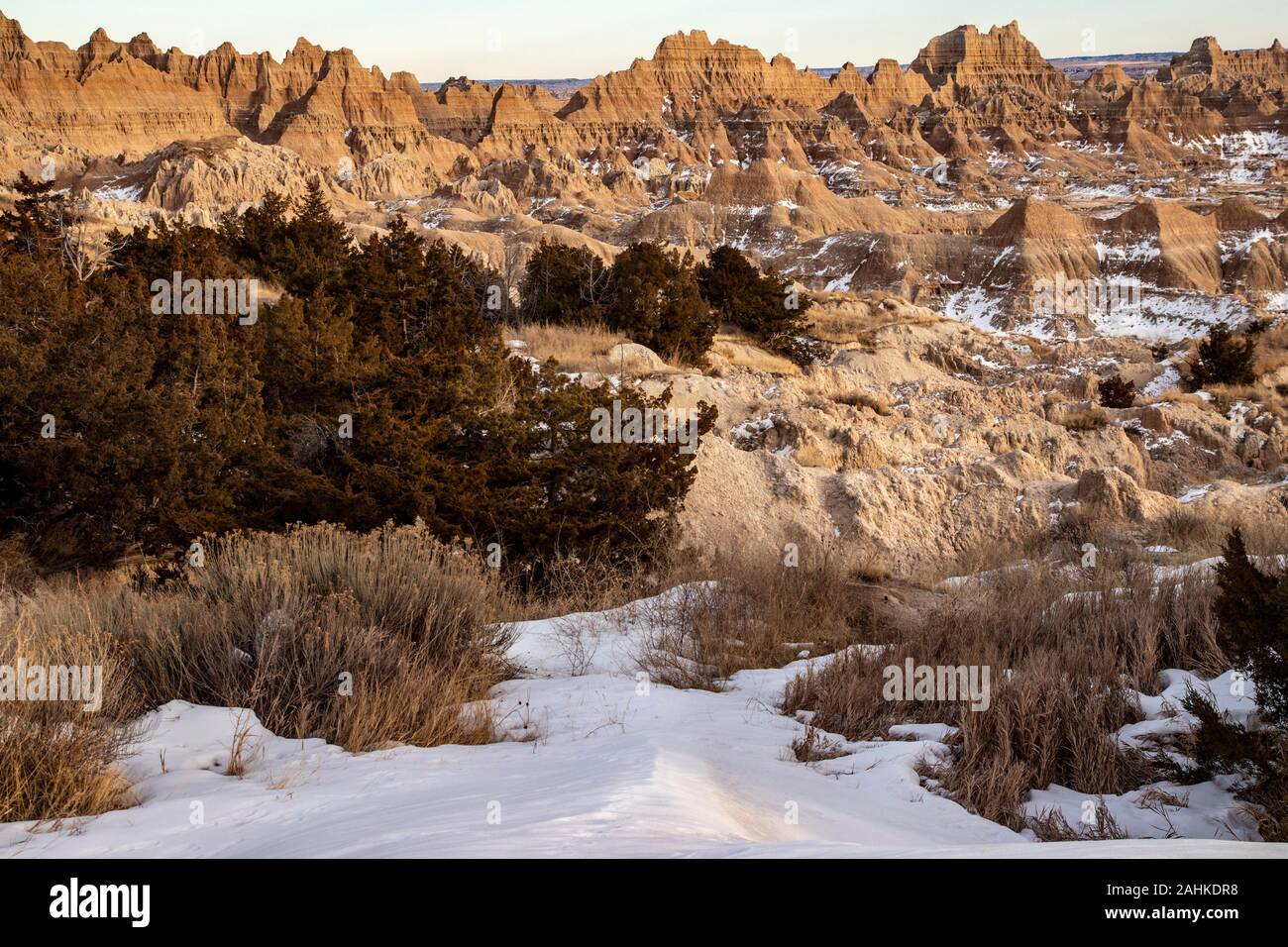 Winter In Badlands Hi res Stock Photography And Images Alamy winter-in-badlands-hi-res-stock-photography-and-images-alamy