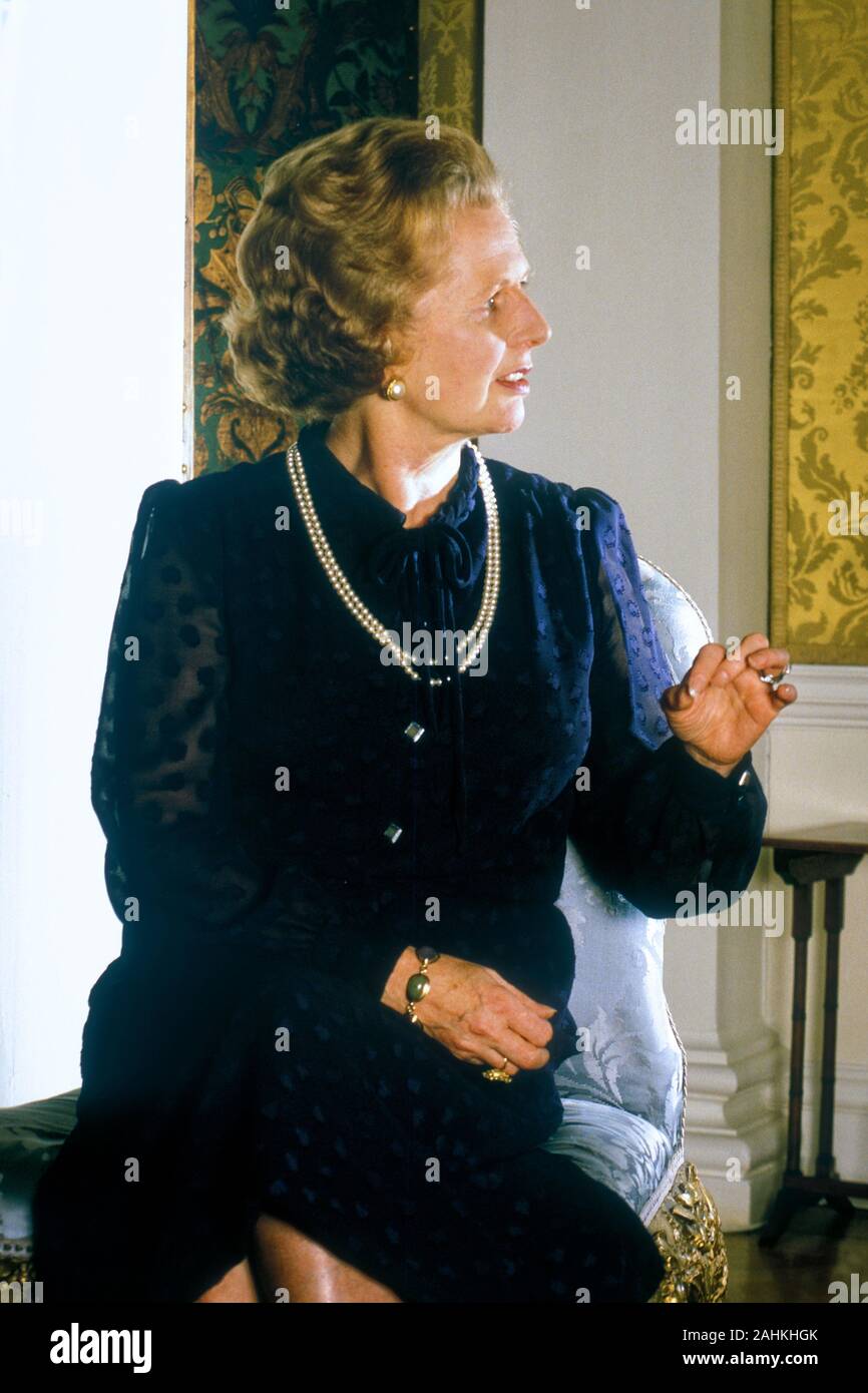Prime Minister Margaret Thatcher in 10 Downing St 1986 Stock Photo