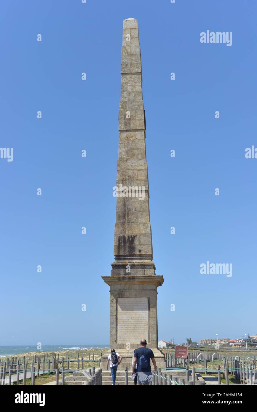 Memoria obelisk in Porto, that marks the spot where on the July 8th 1832 the liberal army disembarked marking the end of the absolutismso regime Stock Photo