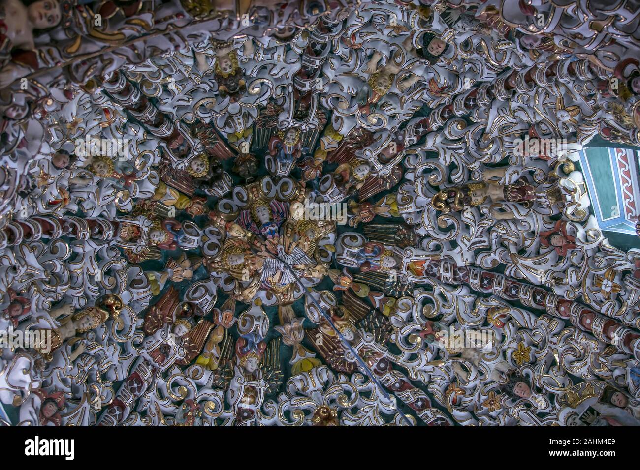 Indigenous baroque ceiling of Church of Santa  Maria Tonantzintla, Cholula, Puebla, Mexico Stock Photo