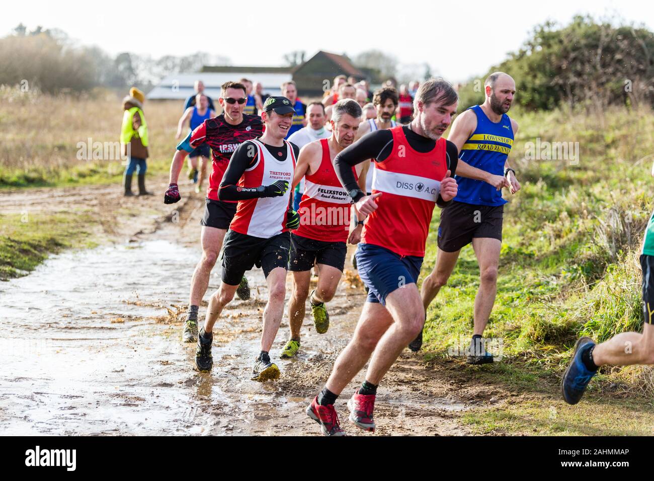Cross country running hi-res stock photography and images - Alamy