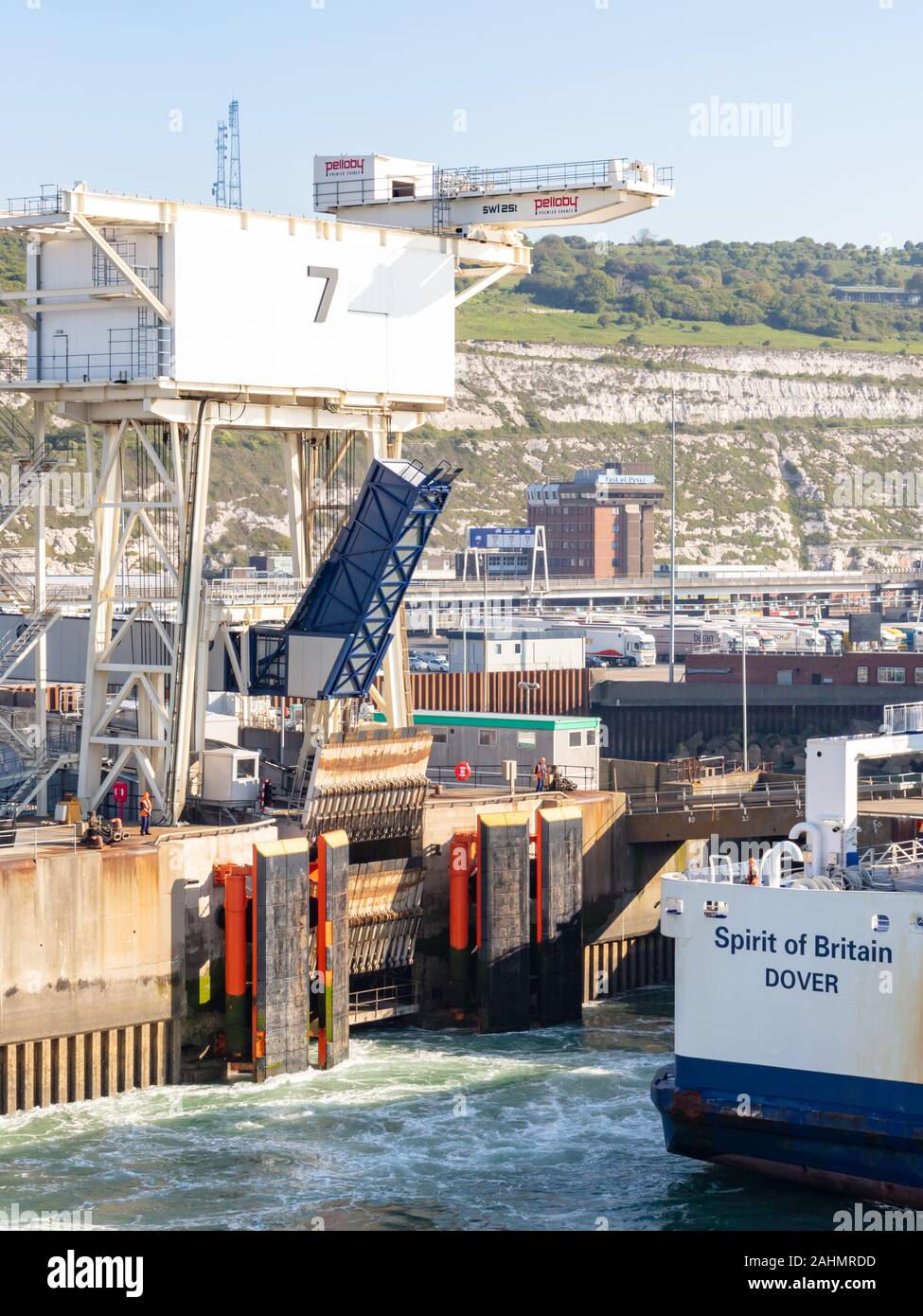 Port of Dover, UK; 5th May 2018; Dock Workers Waiting to Assist Ferry as it Approaches a Berth Stock Photo
