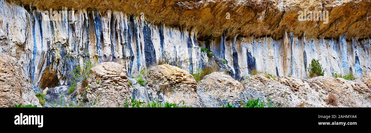 Details of limestone rocks Formations in walls and caves of Lumbier Canyon, which makes a part of Sierra de Leyre mountain chain in Pyrenees of Spanis Stock Photo
