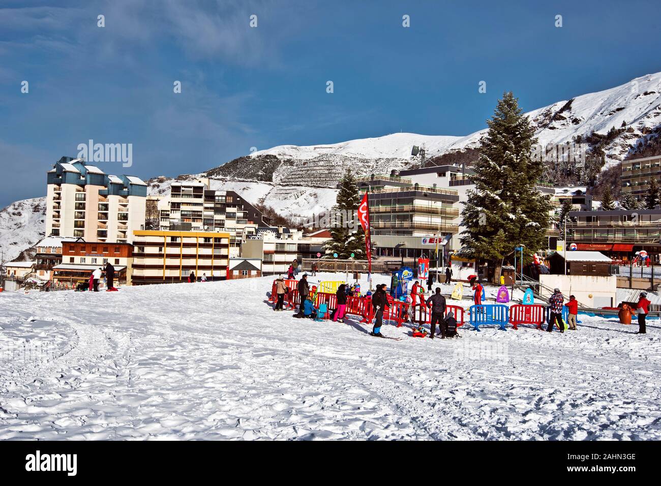 gourette-france-january-17-2016-place-for-kids-in-gourette -winter-sport-resort-in-bearn-pyrenees-aquitaine-atlantic-pyrenees-the-village-resid-2AHN3GE.jpg