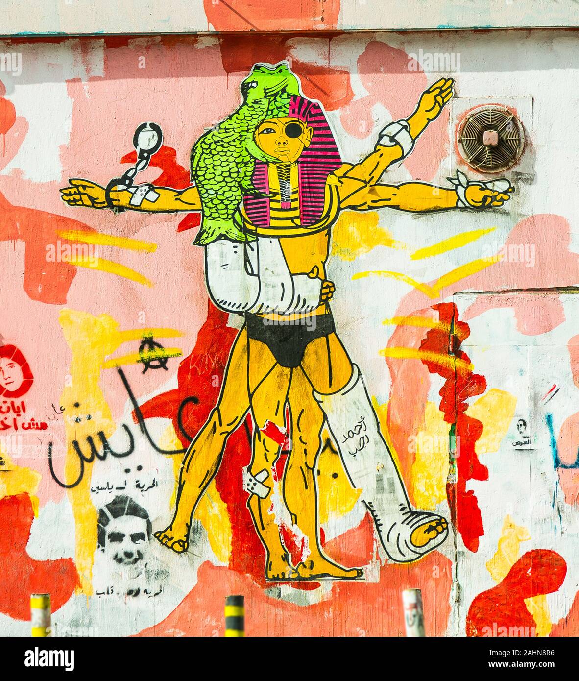Egypt, Cairo, graffiti of the Egyptian revolution. A caricature of the Vitruvian man of Da Vinci : The Egyptian revolutionary. Stock Photo