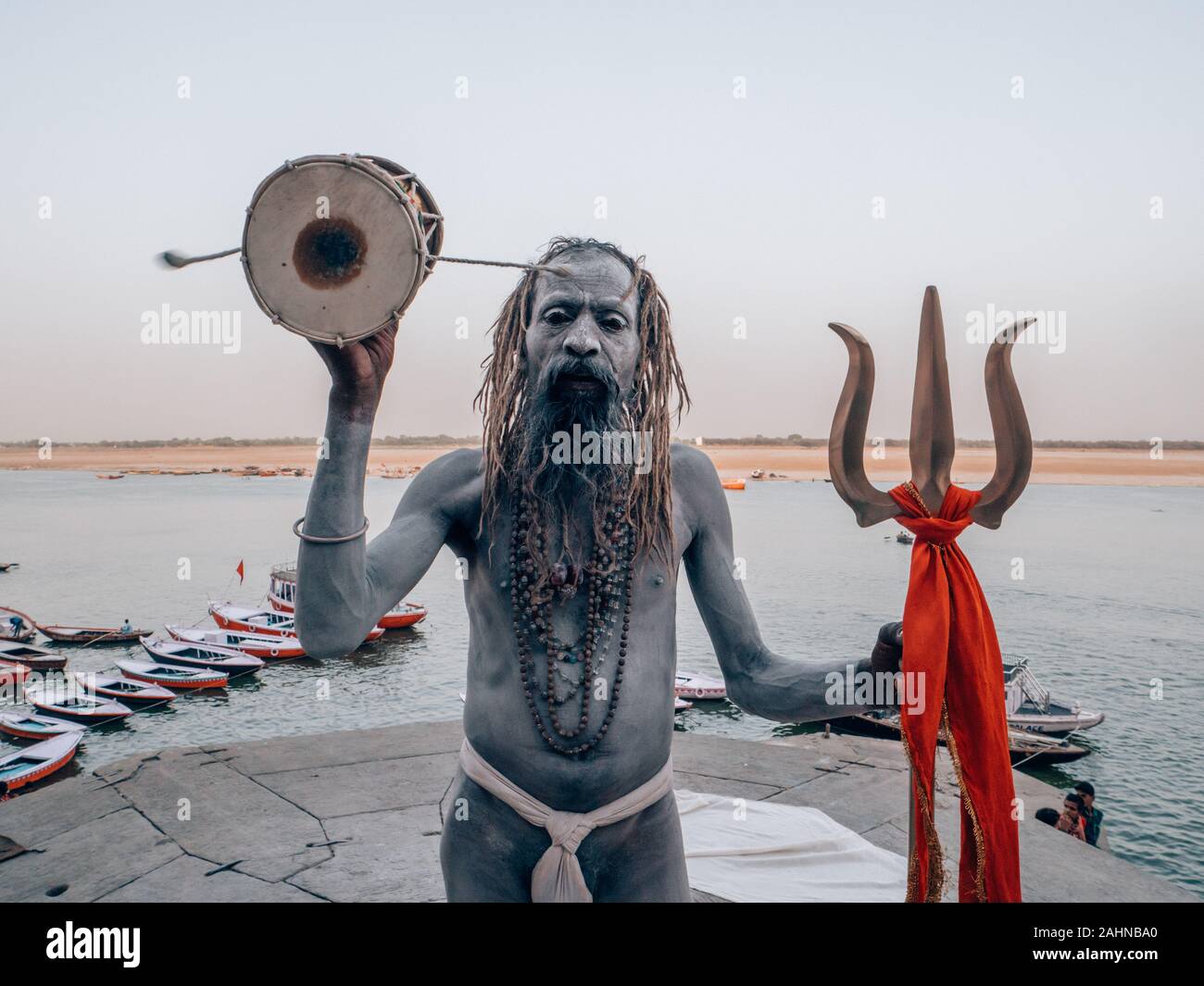 A Traditional Indian Guru Stock Photo Alamy a-traditional-indian-guru-stock-photo-alamy
