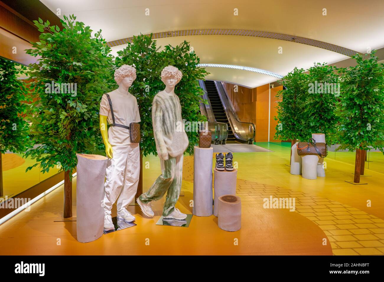 SINGAPORE - CIRCA APRIL, 2019: interior shot of Louis Vuitton store at the  Shoppes at Marina Bay Sands Stock Photo - Alamy