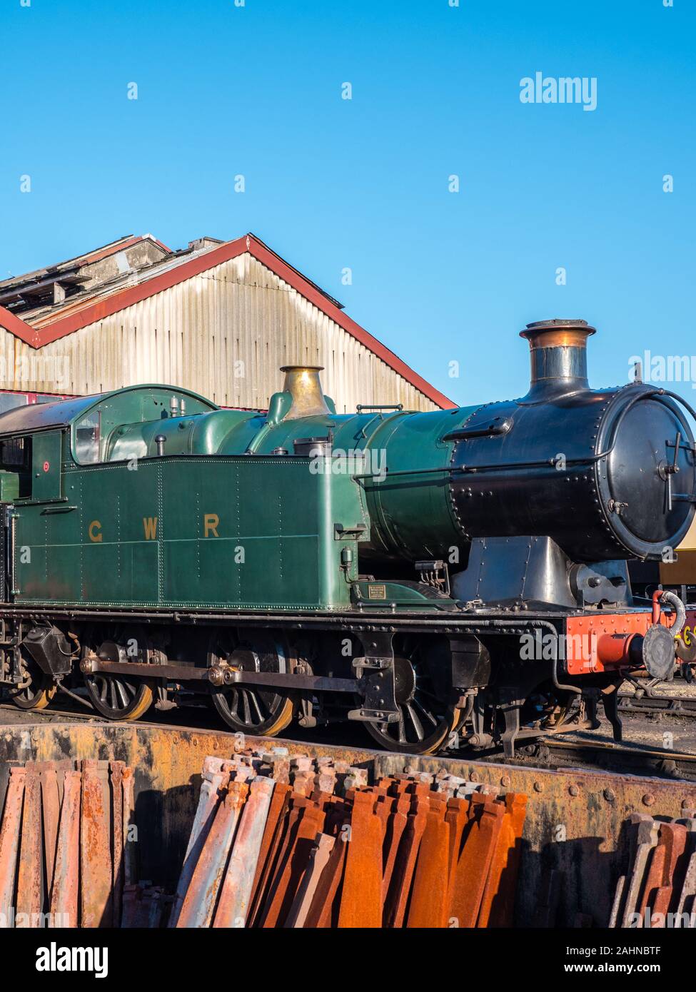 7202 - 72xx Class GWR Steam Train, Didcot Parkway, Oxfordshire, England, UK, GB. Stock Photo
