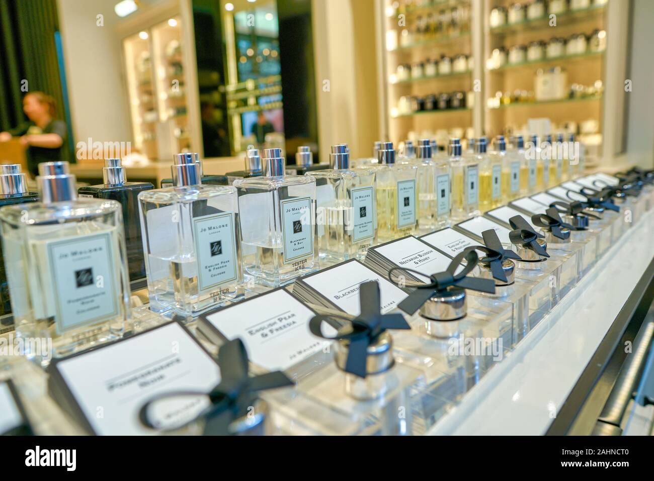 jo malone perfume shop