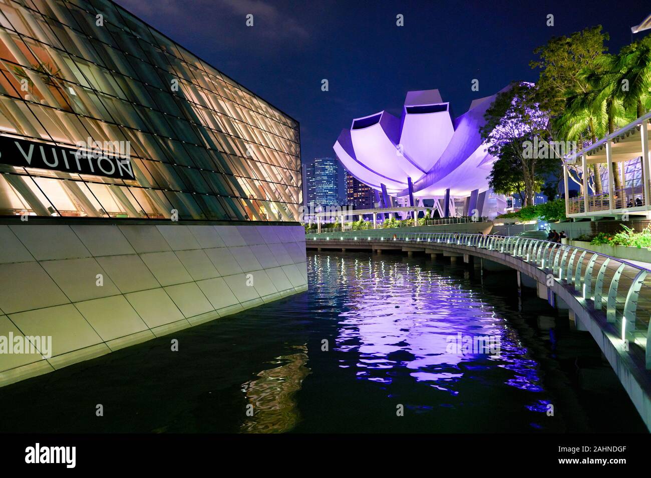 Louis Vuitton Store Modern Buildings And Lights On Sea And Abstract  Architectures And Futuristic Skyline In Singapore Stock Photo - Download  Image Now - iStock