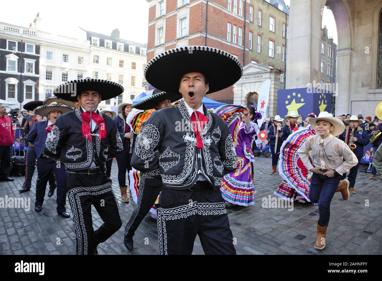 London, UK. 30th Dec, 2019. Mexican Mariachis performing during London's New Year's Day Parade (LNYDP) 2020 Preview Show at Covent Garden Piazza. Credit: Pietro Recchia/SOPA Images/ZUMA Wire/Alamy Live News Stock Photo