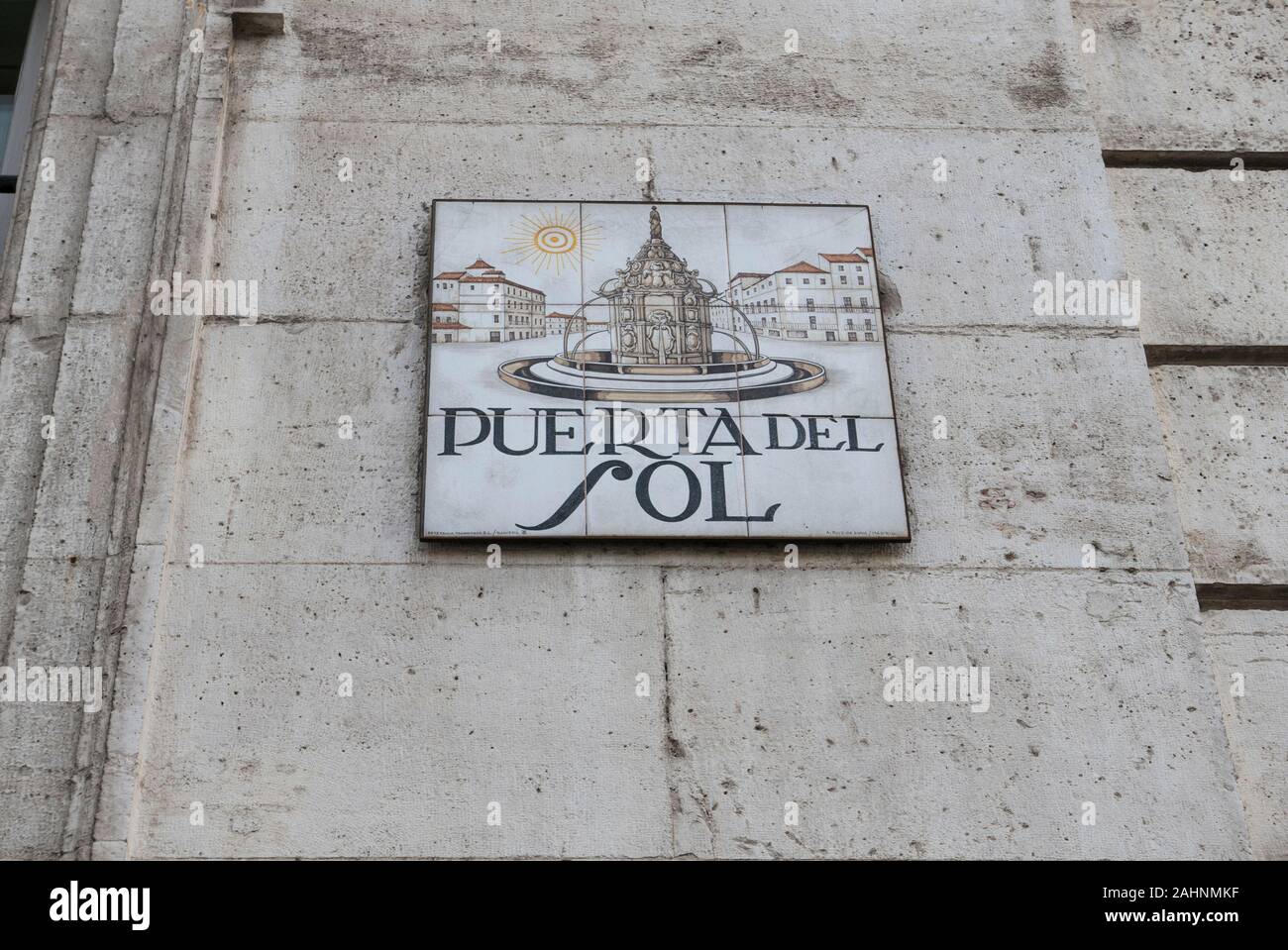 Coloured street sign madrid hires stock photography and images Alamy