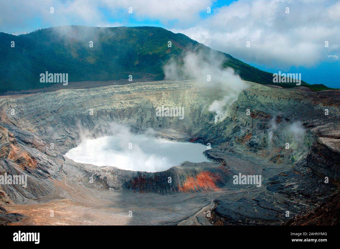 Costa Rica, Vulkan Poas, nach seinen letzten groesseren Aktivitaeten, Blick in den Krater Stock Photo