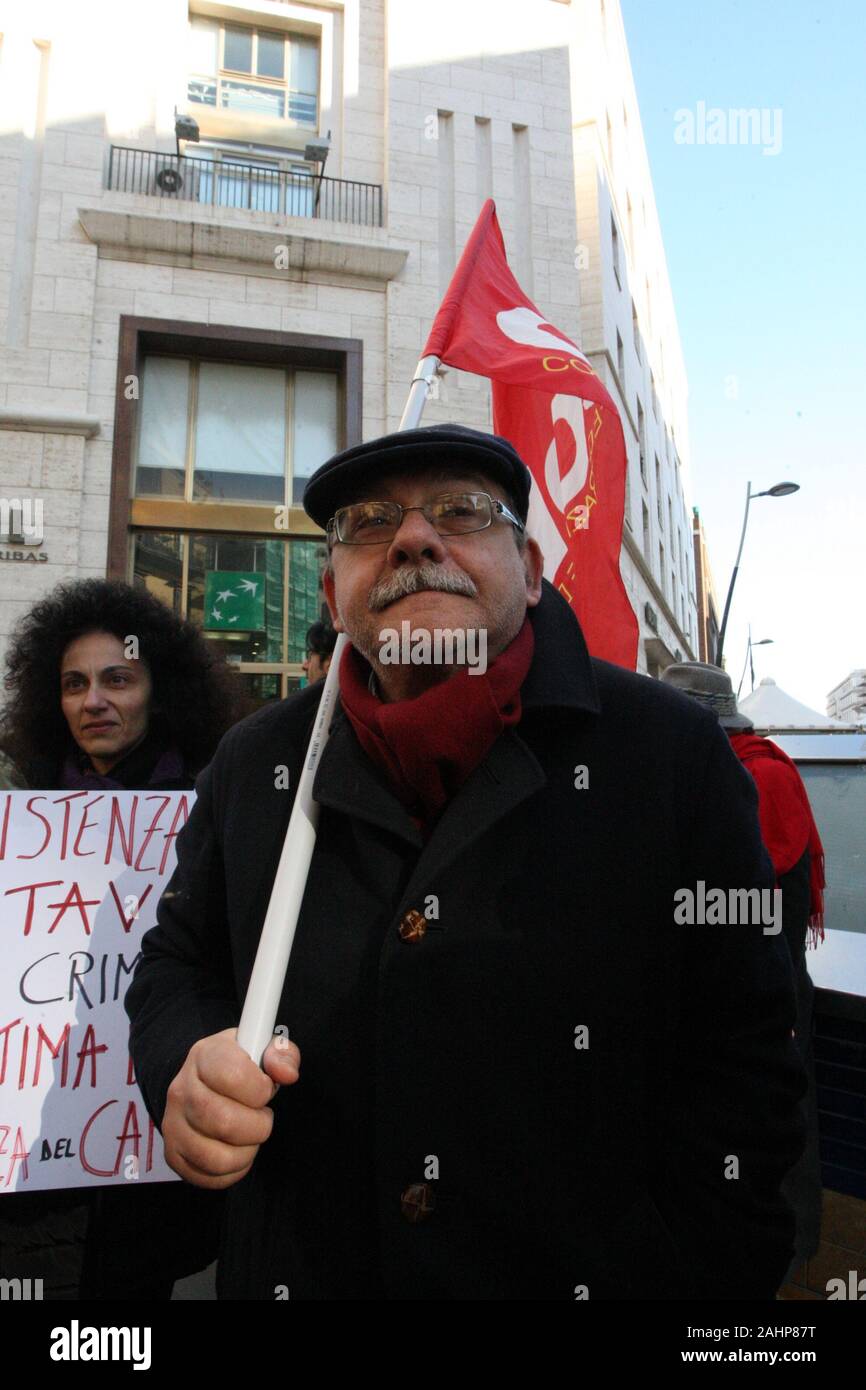 Napoli, Italy. 31st Dec, 2019. Protests in Italy for the arrest of Nicoletta Dosio activist NO TAV. (Photo by Salvatore Esposito/Pacific Press) Credit: Pacific Press Agency/Alamy Live News Stock Photo