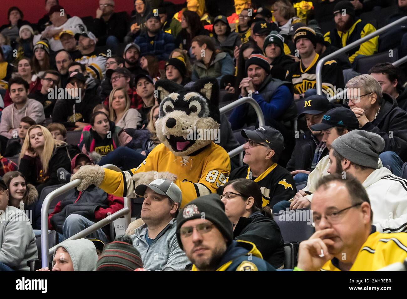 University of michigan mascot hi-res stock photography and images - Alamy
