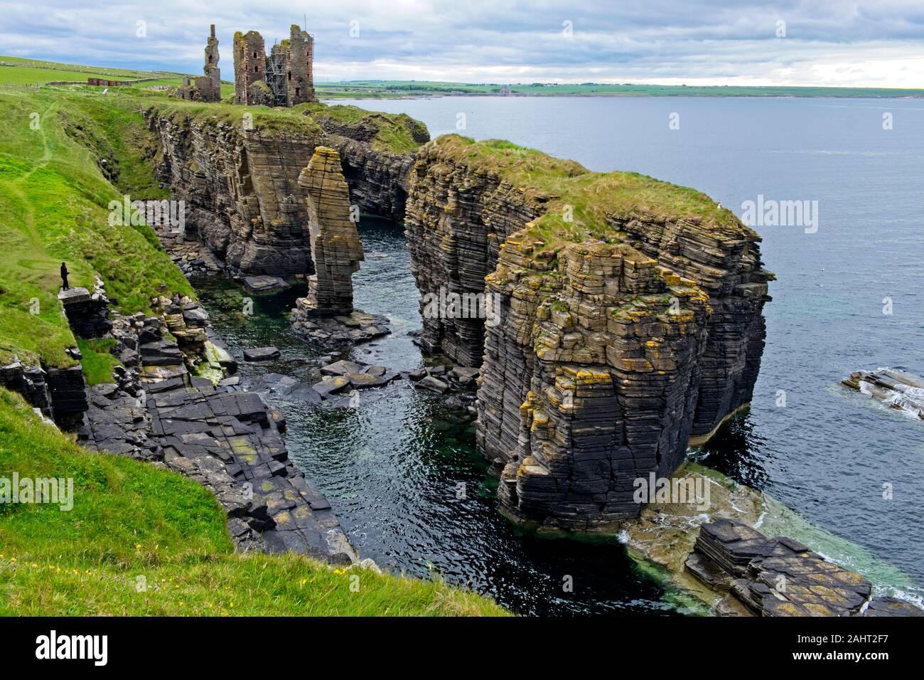 Castle Sinclair-Girnigoe and its spectacular location Stock Photo