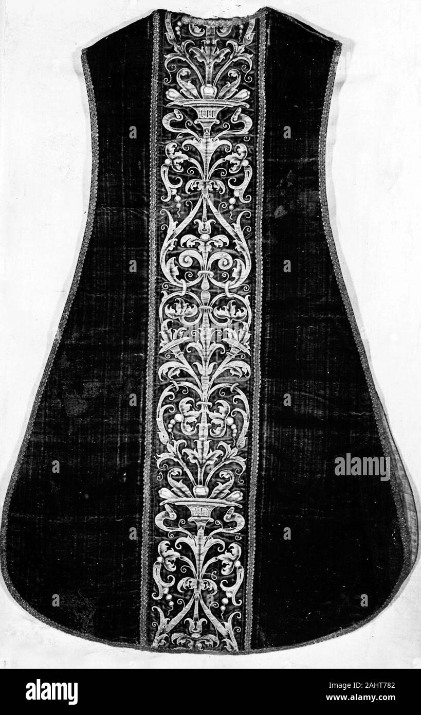 Silk cut velvet hires stock photography and images Alamy