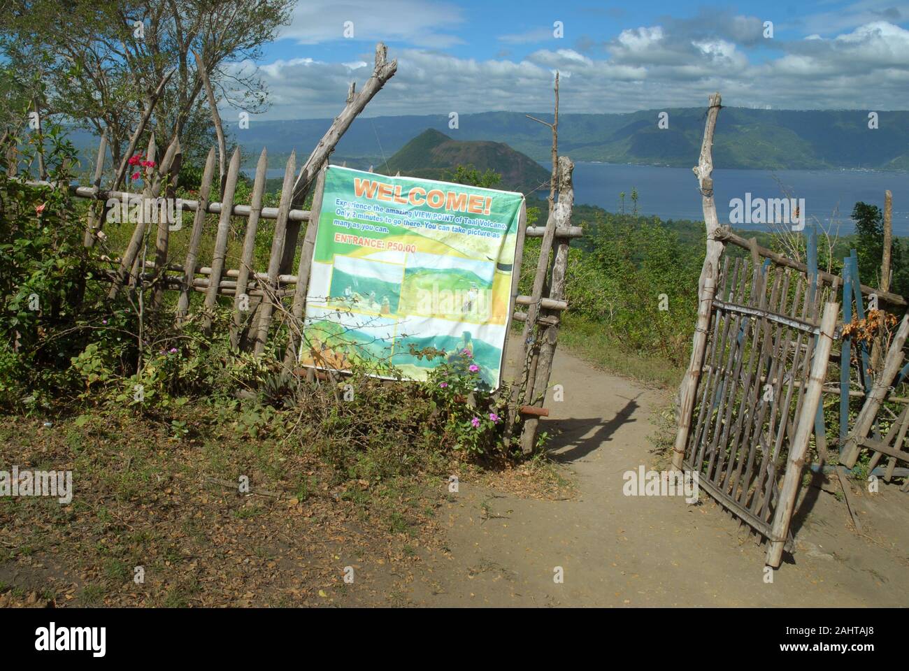 Batangas Welcomesign Ripped Welcome to Taal Volcano Sign, Taal Volcano, Talisay, Batangas ...
