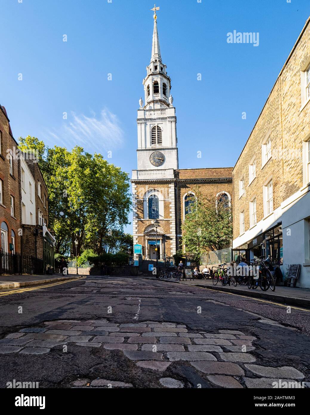 LONDON, UK - SEPTEMBER 27, 2018: View of St James Parish Church along Clerkenwell Close Stock Photo