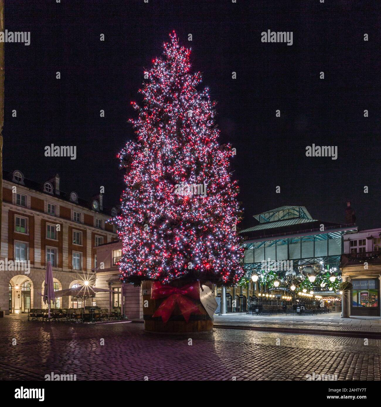 The famous Covent Garden Christmas tree in London Stock Photo Alamy