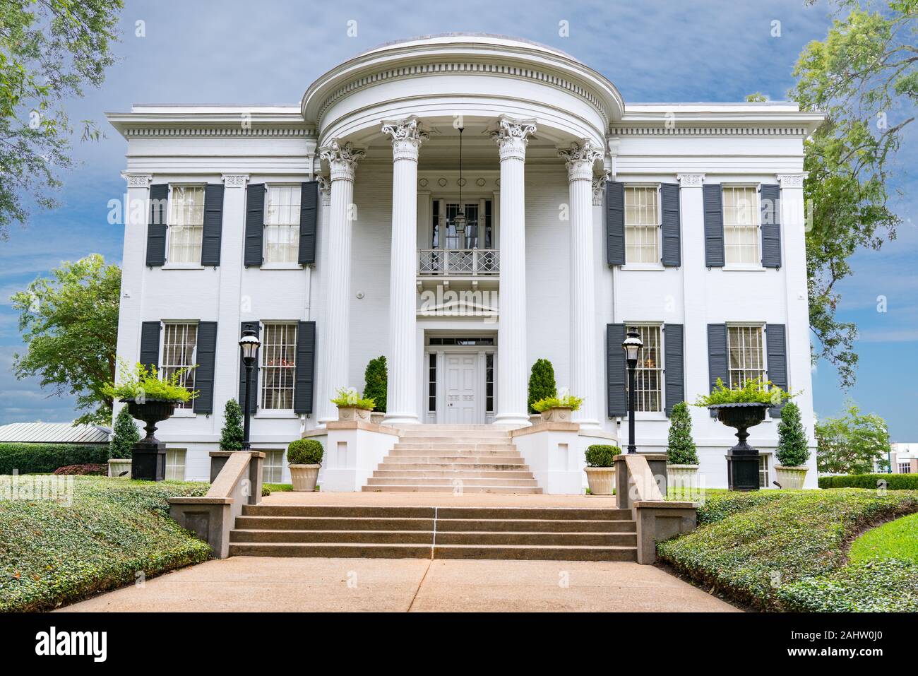 Jackson, MS - October 7, 2019: Exterior of the Governors Mansion in Jackson, Mississippi Stock Photo
