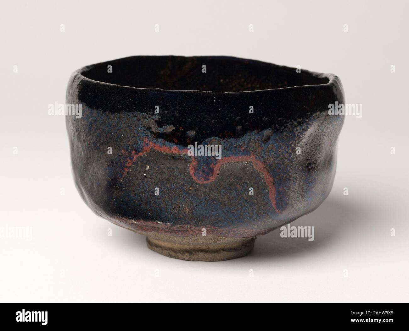 Japan Raku Ryonyu raku hi-res stock photography and images - Alamy