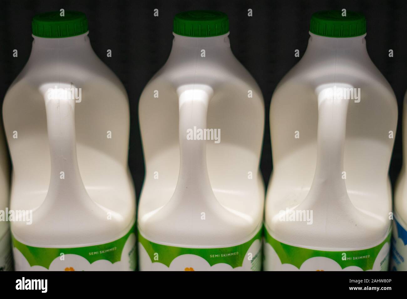 Cartons Milk In Supermarket High Resolution Stock Photography And Images Alamy