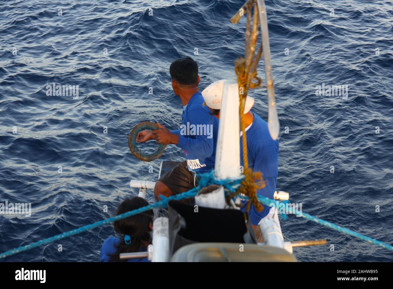Artisanal yellowfin tuna handline fishing in the waters of Mindoro