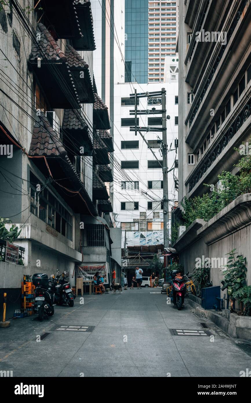 Street Scene In Poblacion Makati In Manila The Philippines Stock Photo Alamy