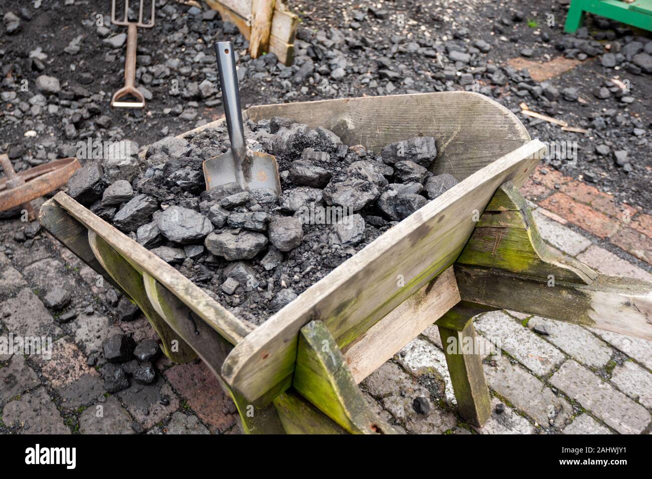 Old fashioned coal merchants yard, UK Stock Photo Alamy