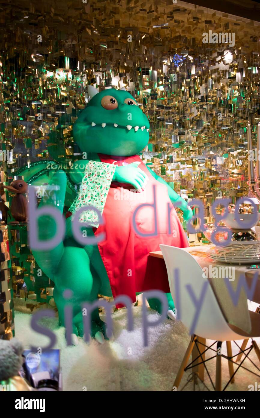 London, UK 20 December 2019, the house of fraser london christmas