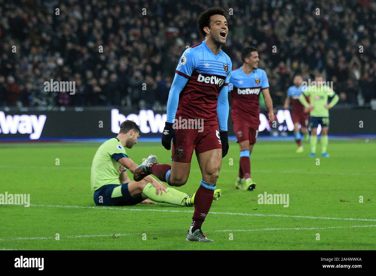 London Uk 01st Jan 2020 Felipe Anderson Of West Ham United Celebrates After Scoring His Team S
