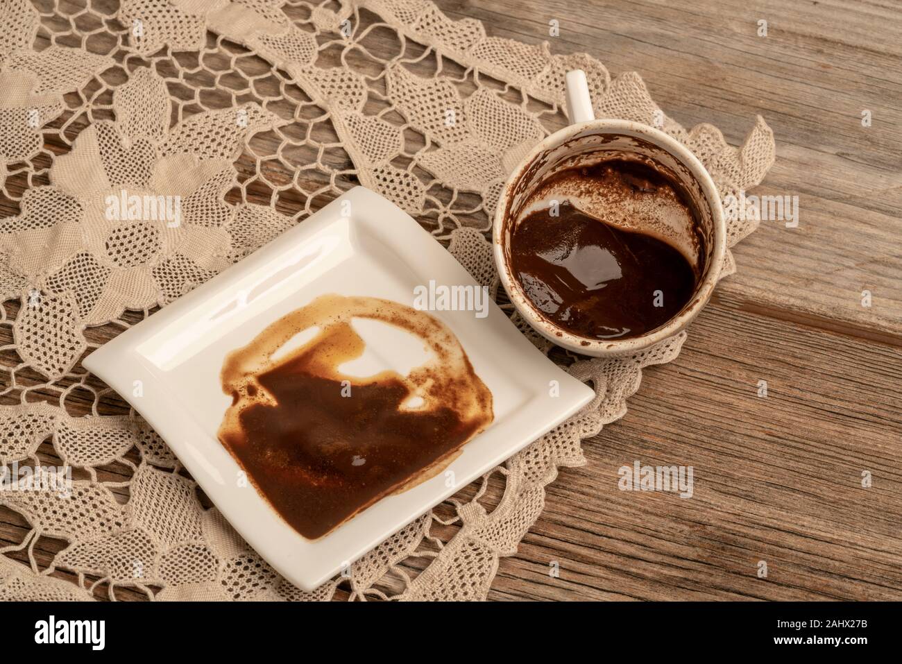 Как сделать кофейную гущу. Натуральный кофейный скраб. Гуща. Антицеллюлитный кофейный скраб. Одежда из кофейной гущи.