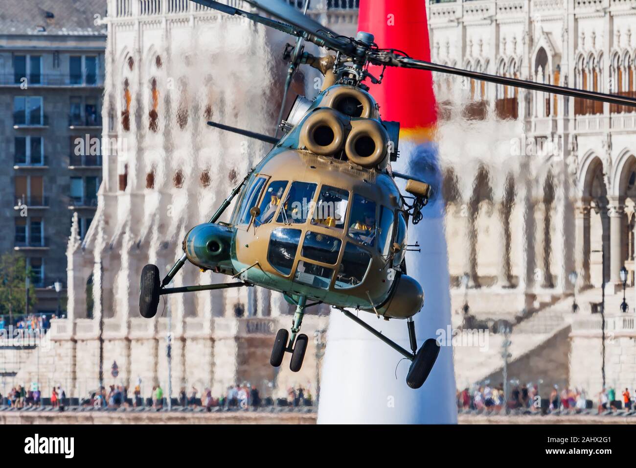 Mi 4 Helicopter High Resolution Stock Photography and Images - Alamy