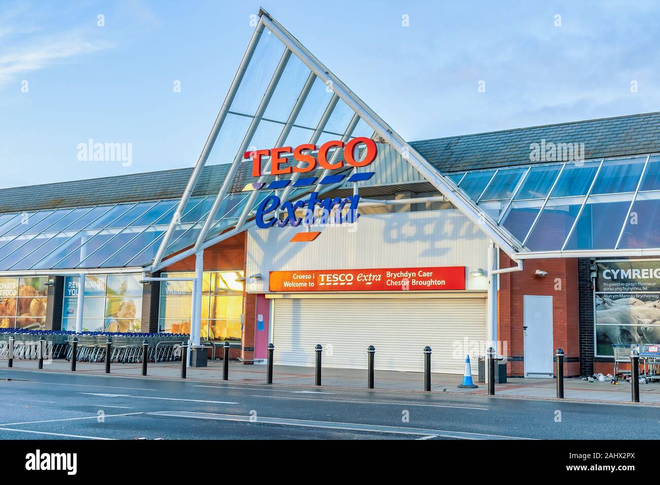 CHESTER, UNITED KINGDOM - DECEMBER 25th, 2019: Tesco Extra supermarket store entrance Stock Photo