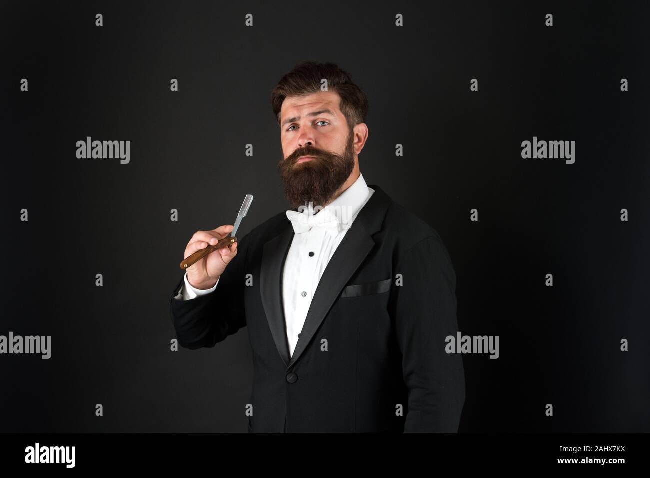 Real Style For Real Man Bearded Man Hold Straight Razor