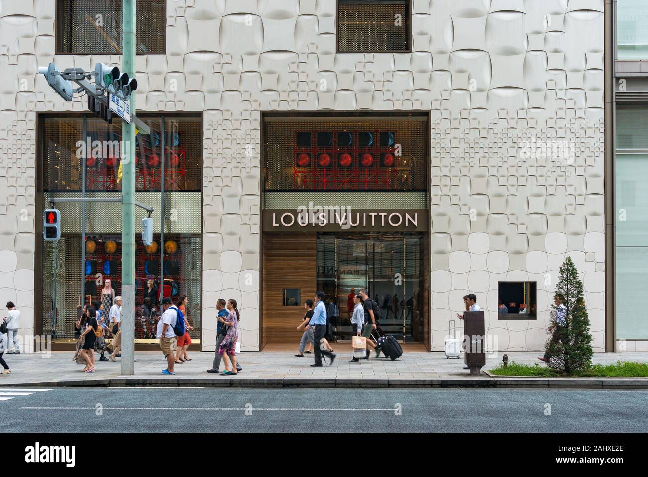 Ginza District In Tokyo Stock Photo - Download Image Now - Louis Vuitton -  Designer Label, Ginza, Store - iStock