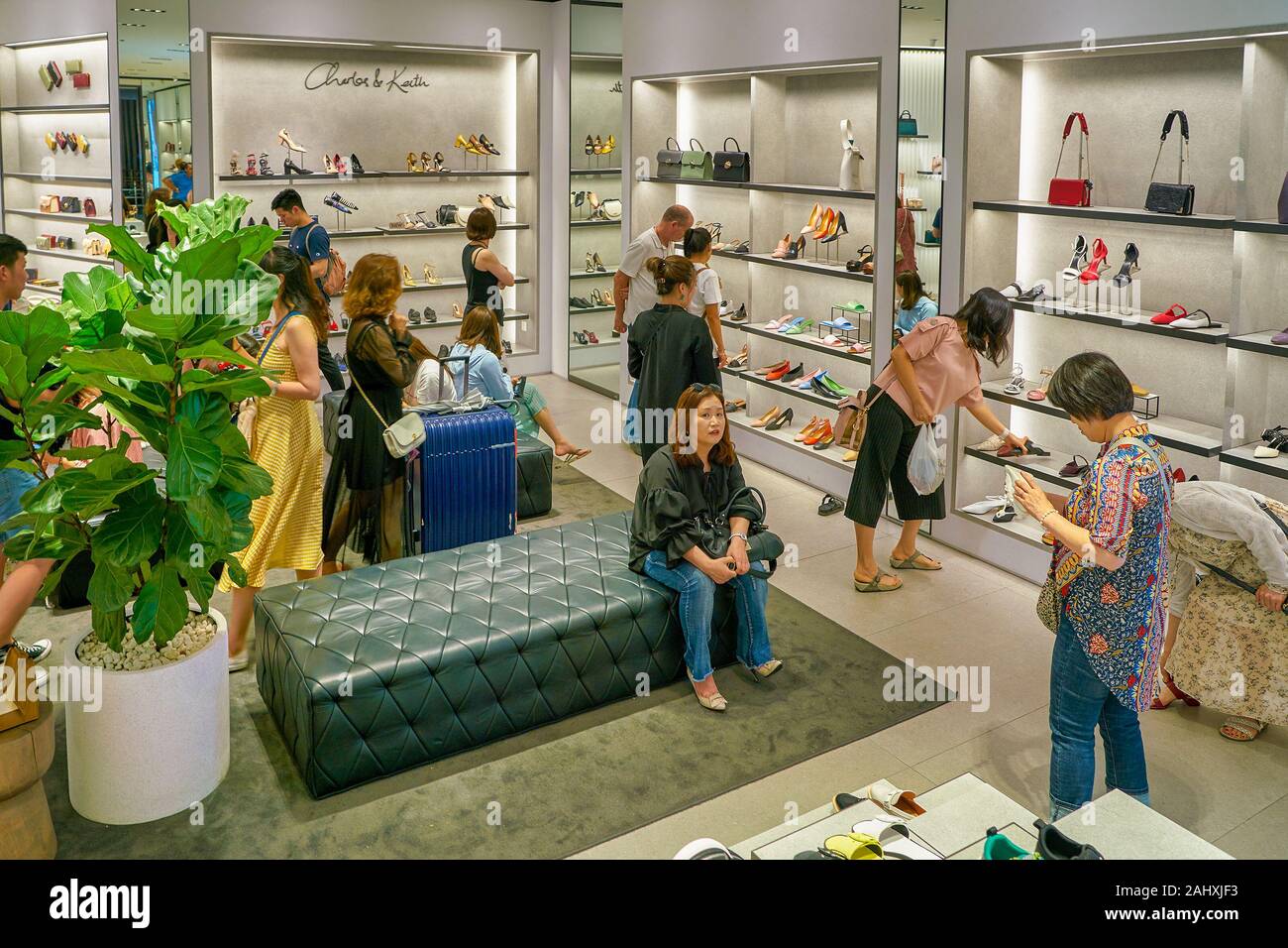Singapore Circa April 19 Goods On Display At Charles Keith Store In The Shoppes At Marina Bay Sands Charles Keith Is A Singaporean Fast Fas Stock Photo Alamy Singapore Circa April 19 Goods On Display At Charles Keith Store In The Shoppes At Marina Bay Sands Charles Keith Is A Singaporean Fast Fas Stock Photo Alamy