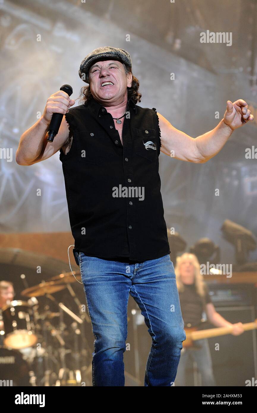 Milano Italy 19/03/2009 : Live concert of AC/DC at the Mediolanum Forum ...