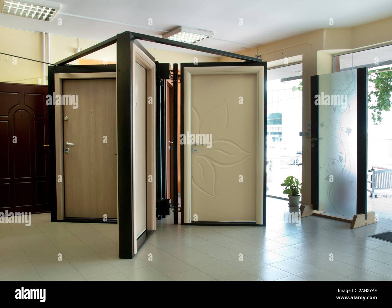 Doors shop and stillage. Sell doors Stock Photo Alamy