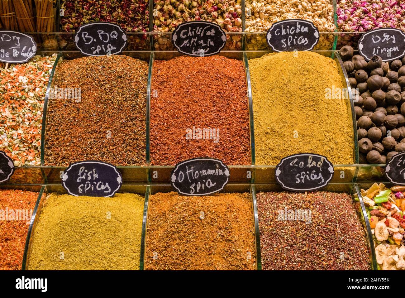 Big variety of different teas and spices are offered for sale inside the Spice Bazaar, Mısır Çarşısı, also known as Egyptian Bazaar Stock Photo