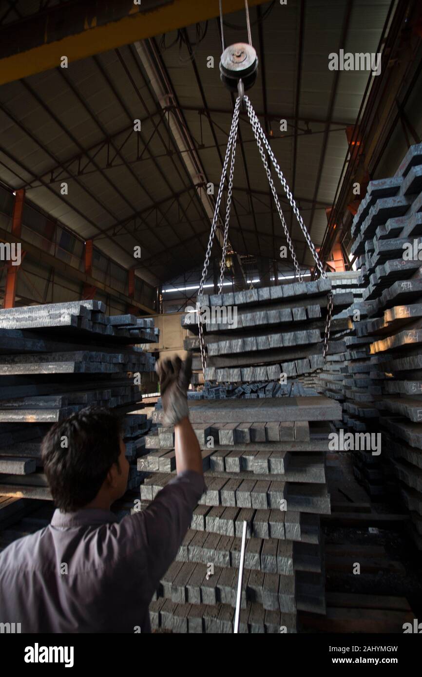 Wholesale steel rebar round, iron steel rod for construction steel bars