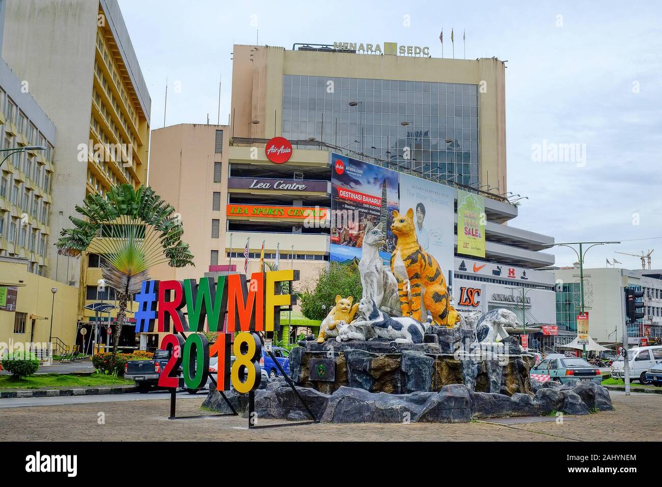 Cat Statue, Kuching, Sarawak, Malaysia Stock Photo Alamy