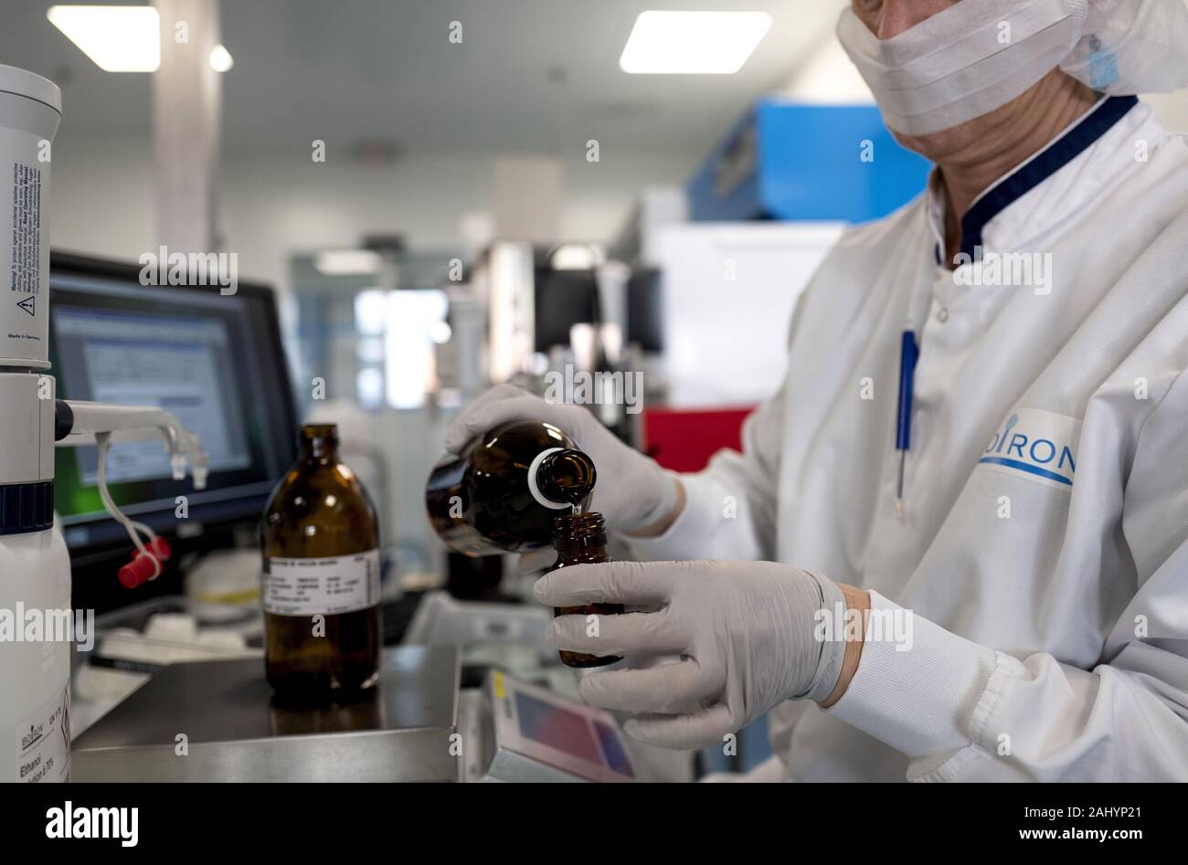 Messimy Central Eastern France 19 02 05 Boiron Factory Boiron Laboratory Technicians Preparing Solutions Used To Make Homeopathic Preparations Stock Photo Alamy Messimy Central Eastern France 19 02 05 Boiron Factory Boiron Laboratory Technicians Preparing Solutions Used To Make Homeopathic Preparations Stock Photo Alamy