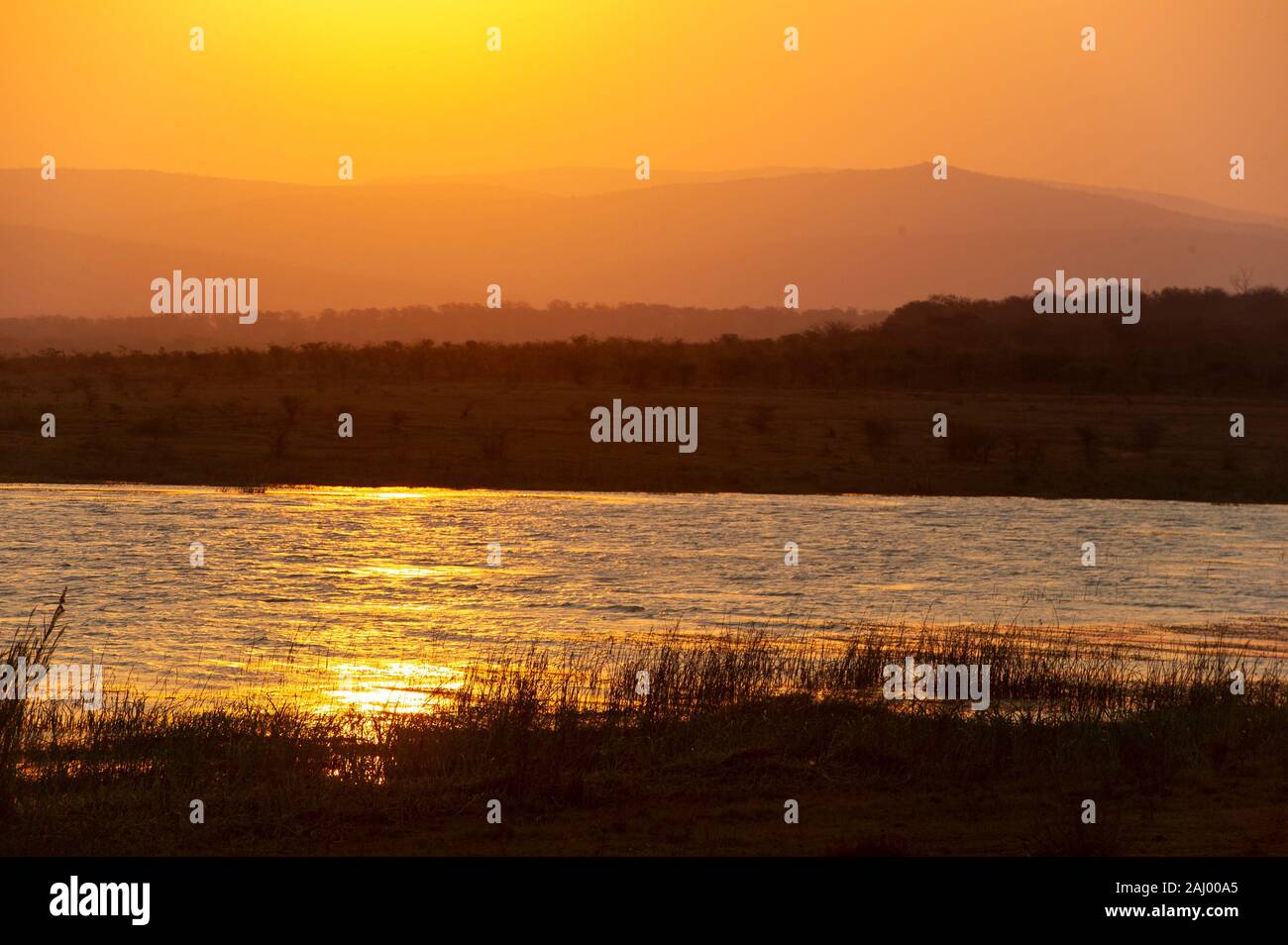 Sunset over Pongolapoort Dam, Lake Jozini, Pongola Nature Reserve ...