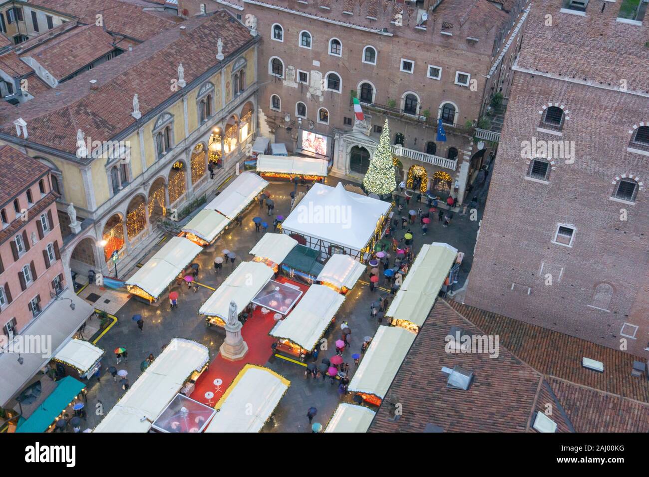 Verona Veneto on November 23, 2019 Christmas in the Piazza delle Erbe Stock  Photo - Alamy