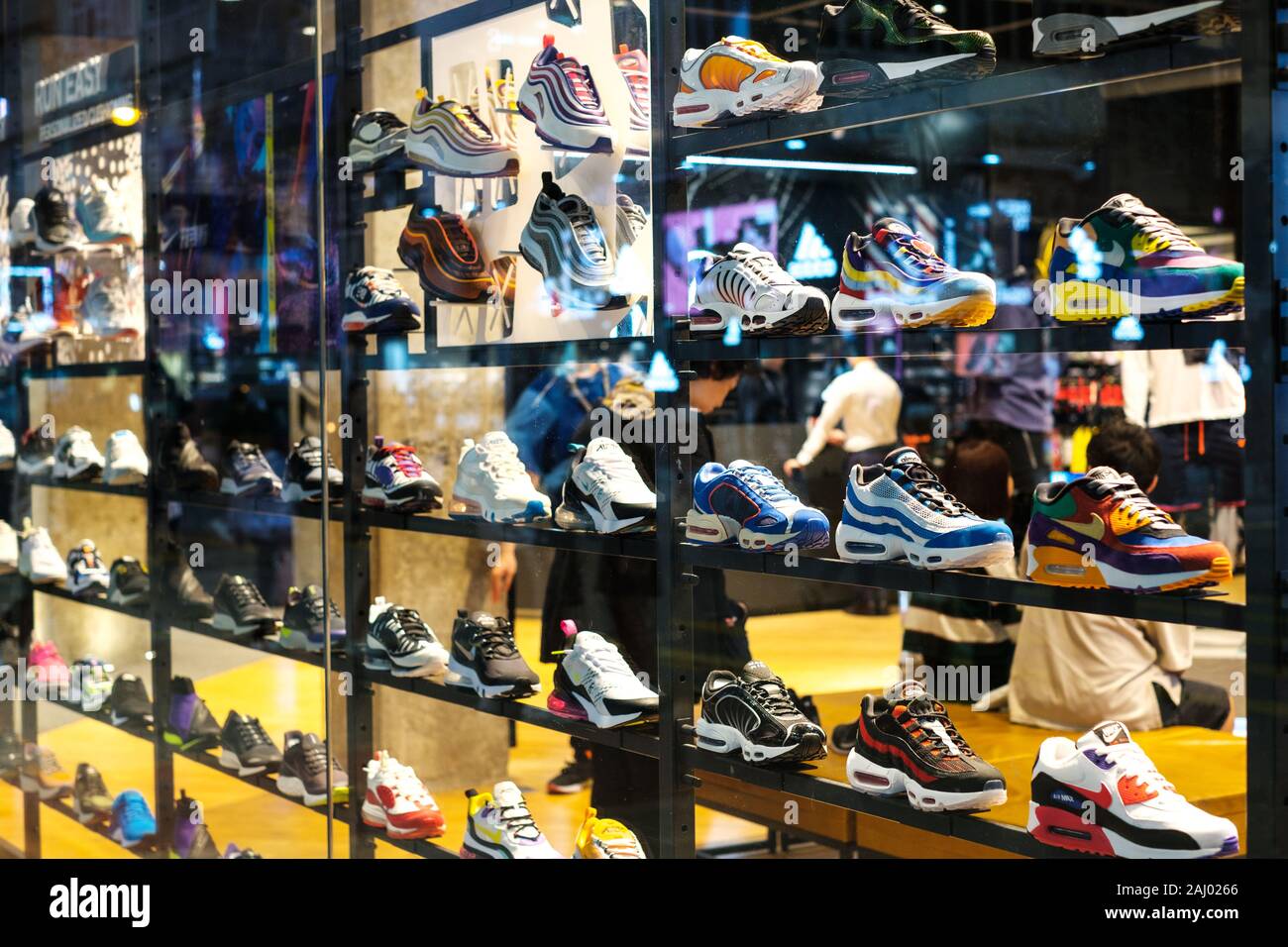 Hongkong - Noveber, 2019: Nike sneakers in shop window at sneaker street in  HongKong Stock Photo - Alamy