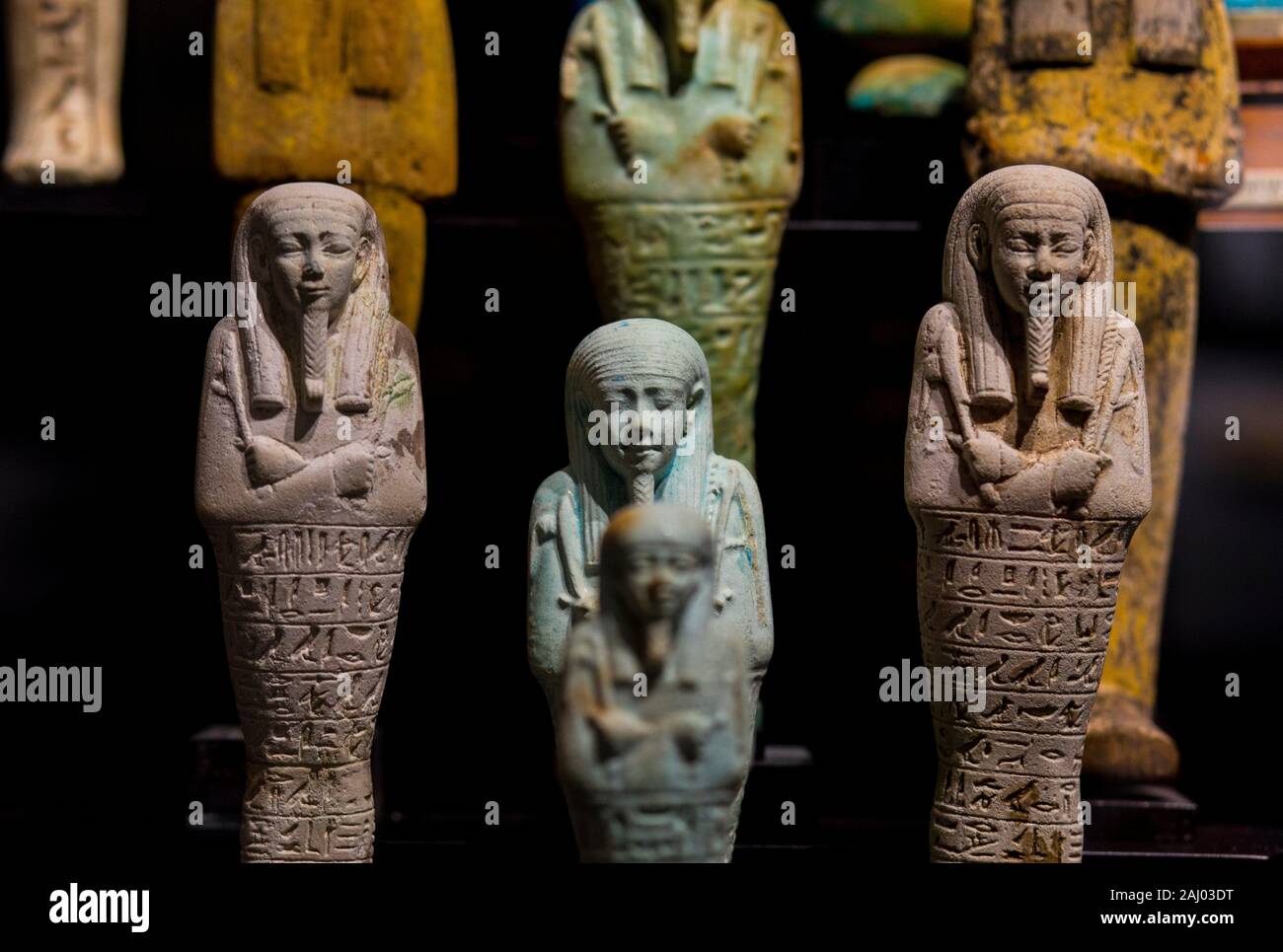 Ancient Egyptian Pottery High Resolution Stock Photography and Images